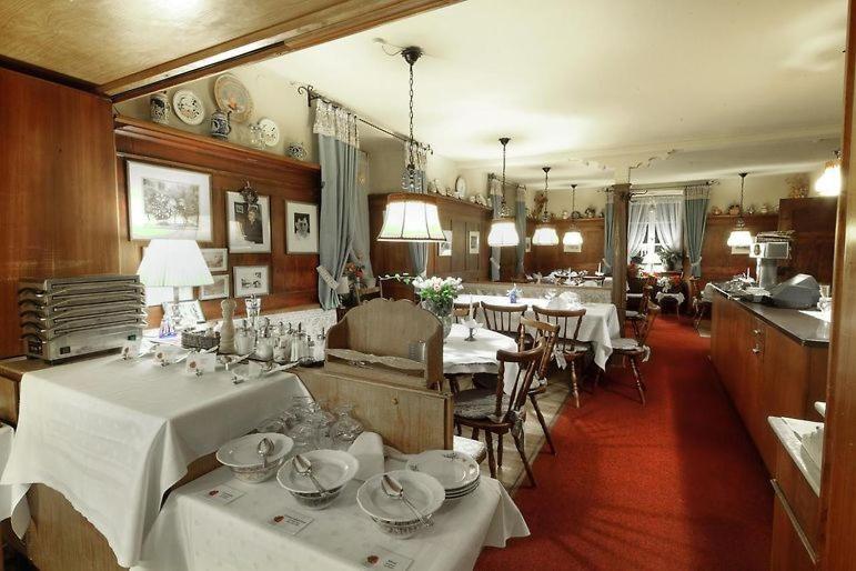 Hotel Kirchbuehl Im Schwarzwald Hotel Schonau im Schwarzwald Luaran gambar
